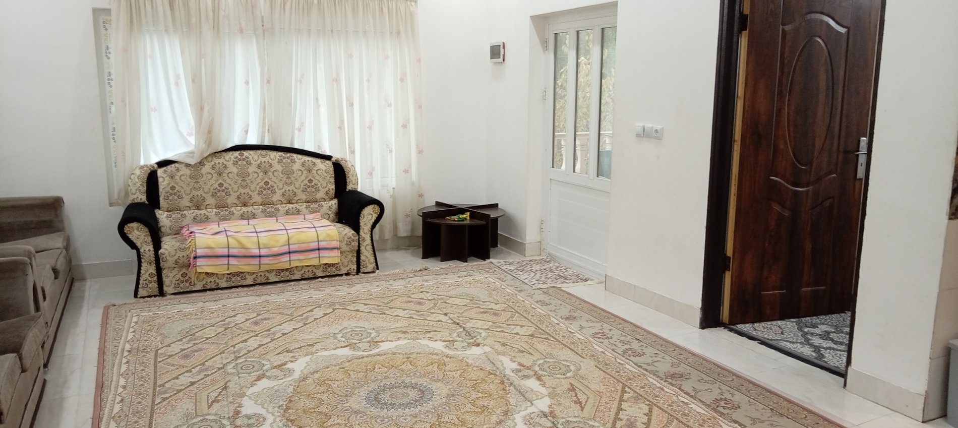 ویلا سه خوابه غزل