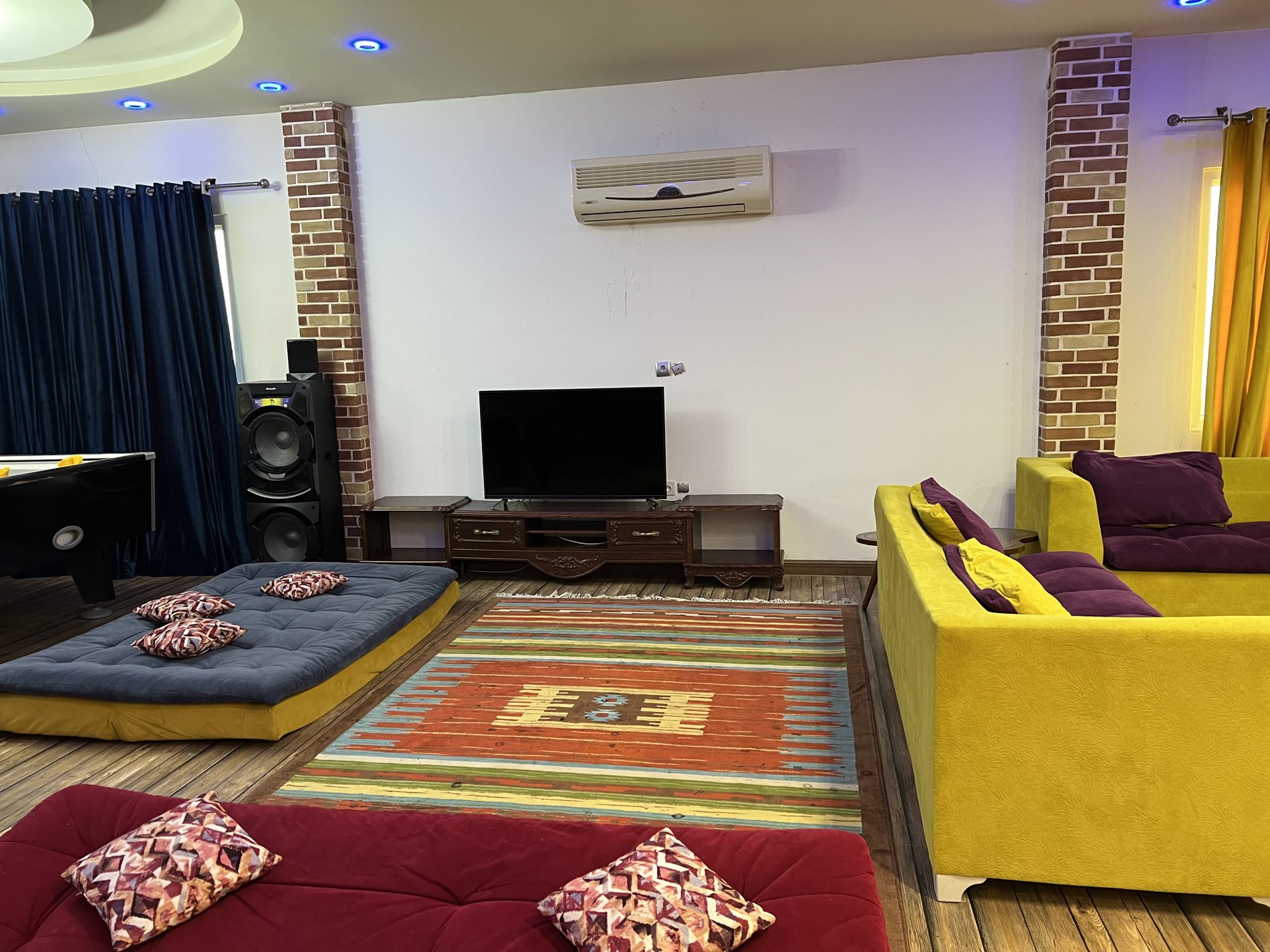 ویلا هفت خوابه رویان 7