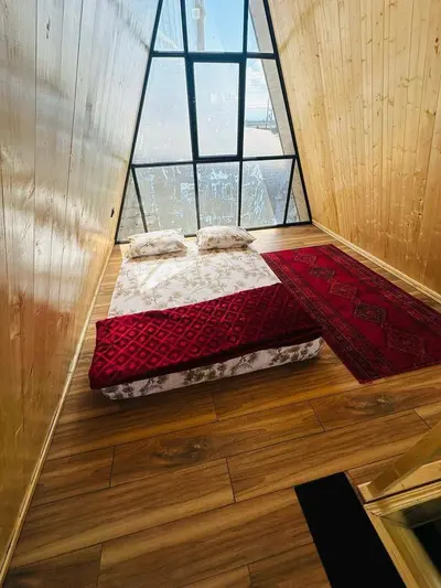 کلبه کلبه سوئیسی گلستان ۱