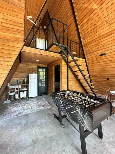 کلبه دوخوابه جکوزی دار جنگل پرتقال