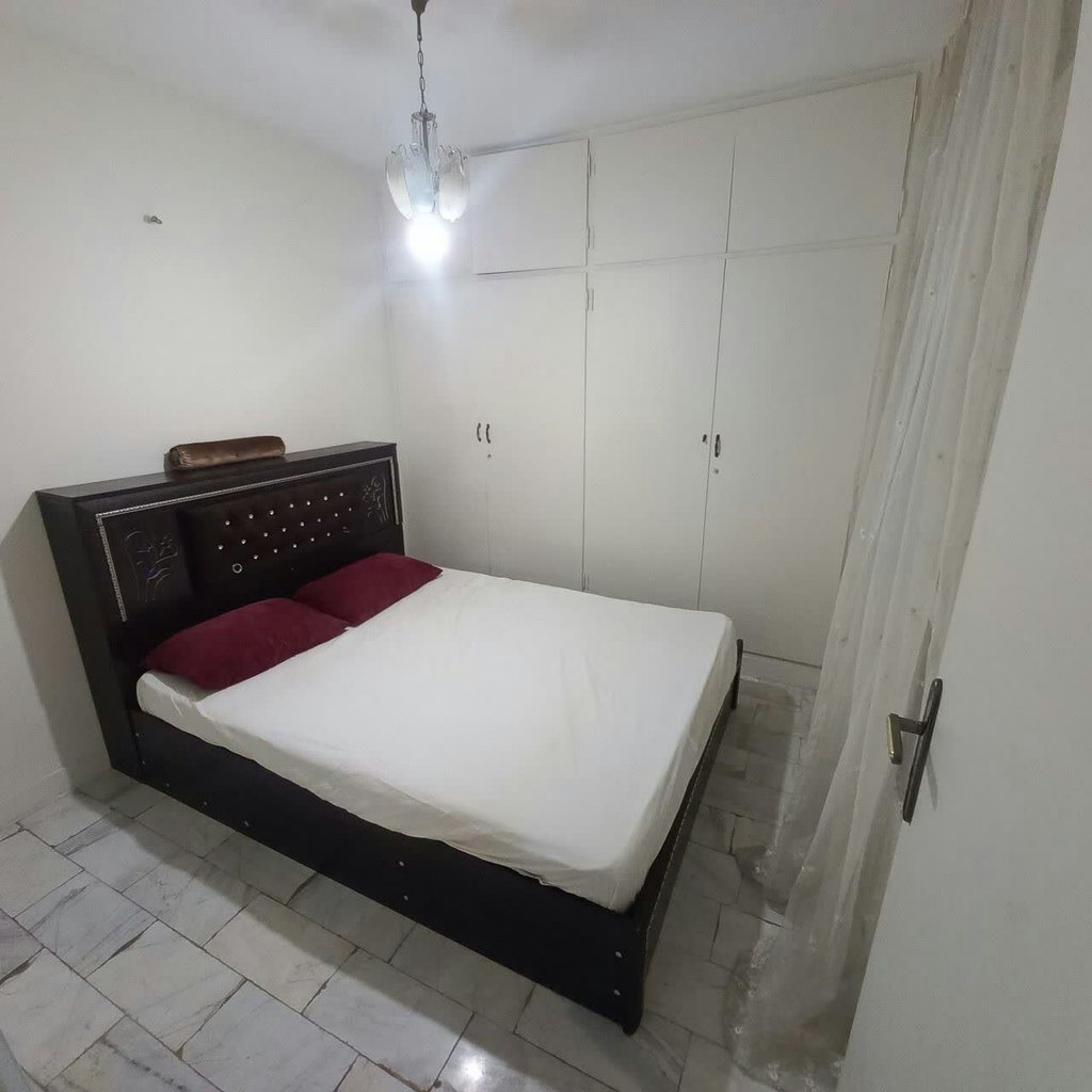 آپارتمان یک خوابه پیراسته انقلاب