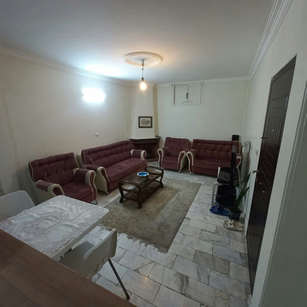 آپارتمان یک خوابه پیراسته انقلاب