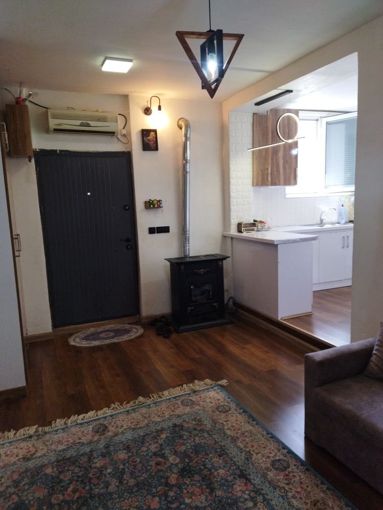 فلت آزادی 46