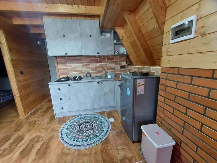 کلبه دوخوابه سوئیسی دوکیجا