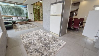 ویلا سه خوابه تریپلکس استخردار آبگرم ماندویلا