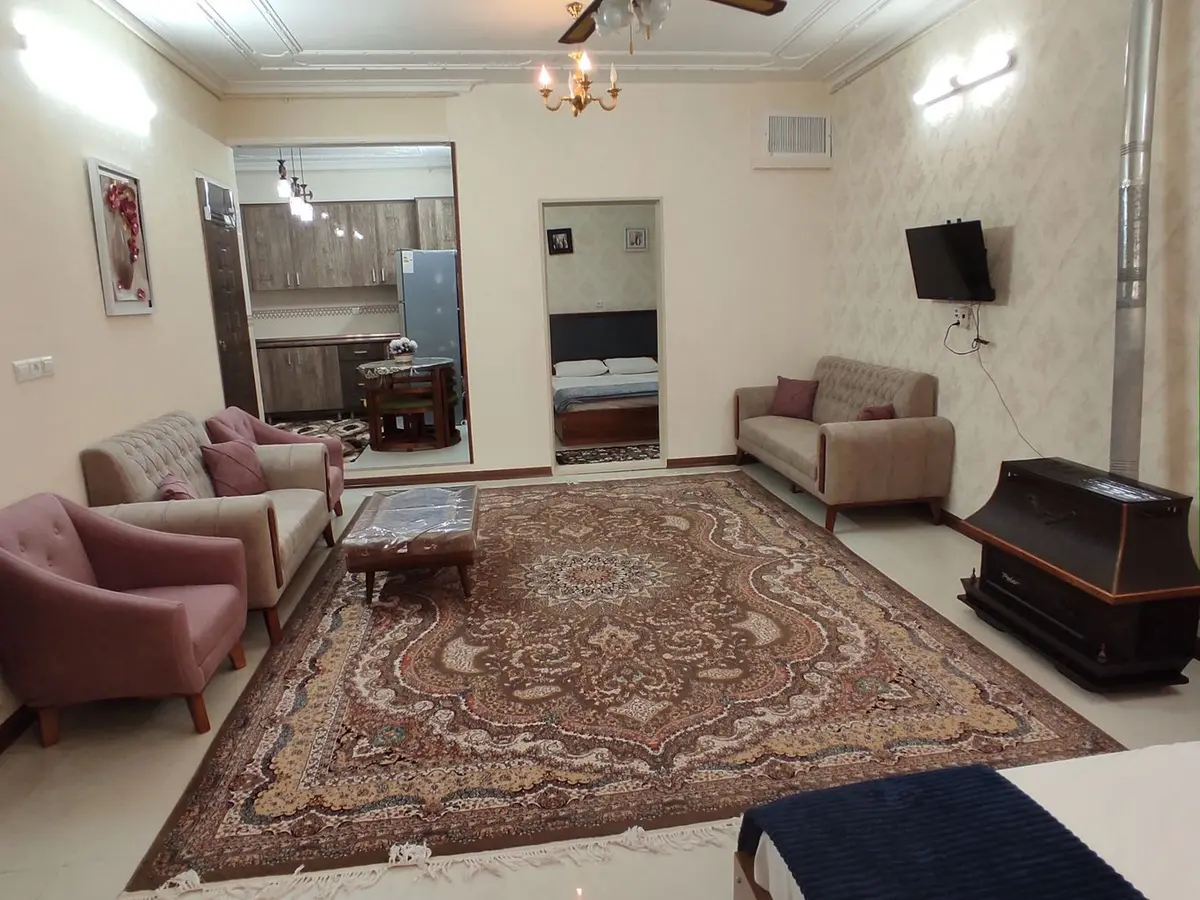 آپارتمان یک خوابه ماه کویر