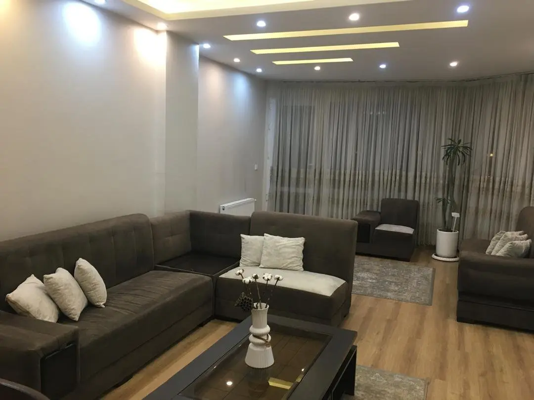 آپارتمان دوخوابه کسرا 1