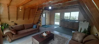 کلبه یک خوابه سوئیسی باغ لفور