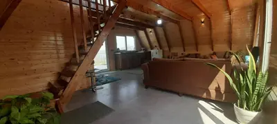 کلبه یک خوابه سوئیسی باغ لفور