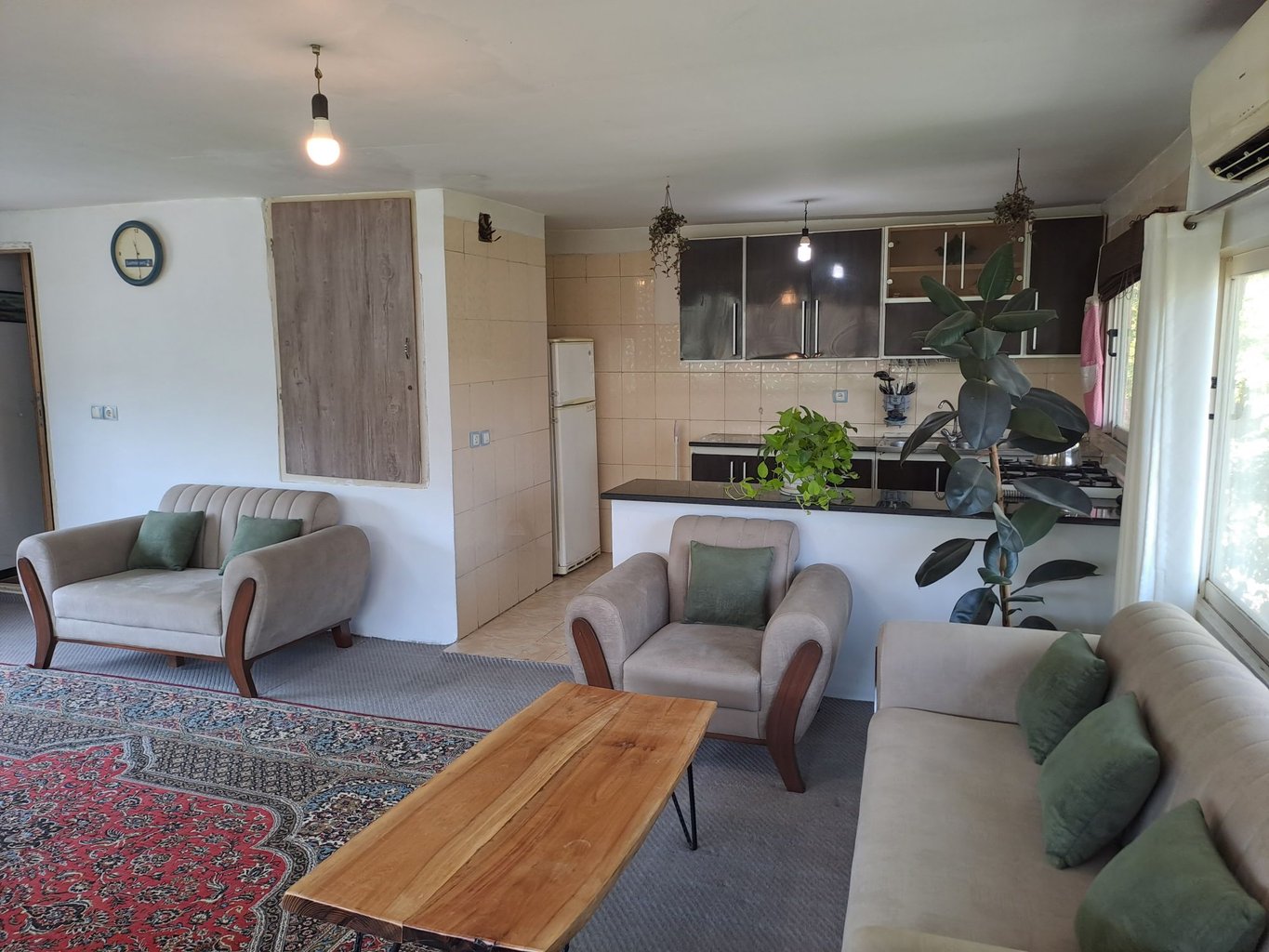 کلبه دوخوابه دوبلکس استخردار آبگرم جنگلی طبیعت