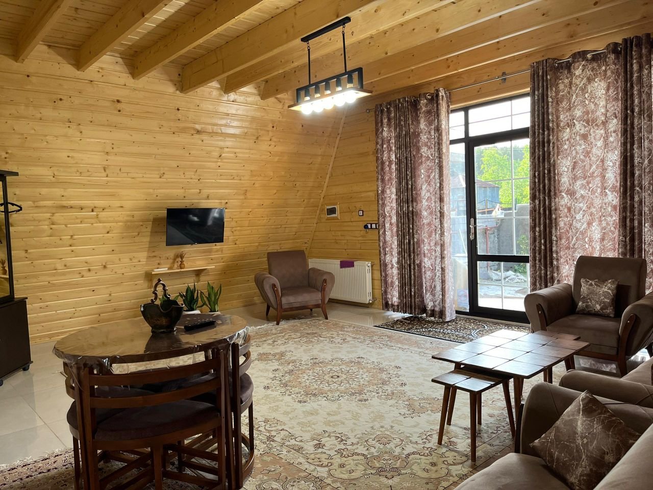 یک خوابه سوئیسی پامچال