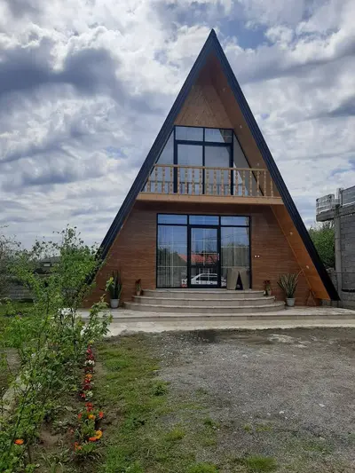 کلبه یک خوابه سوئیسی پامچال