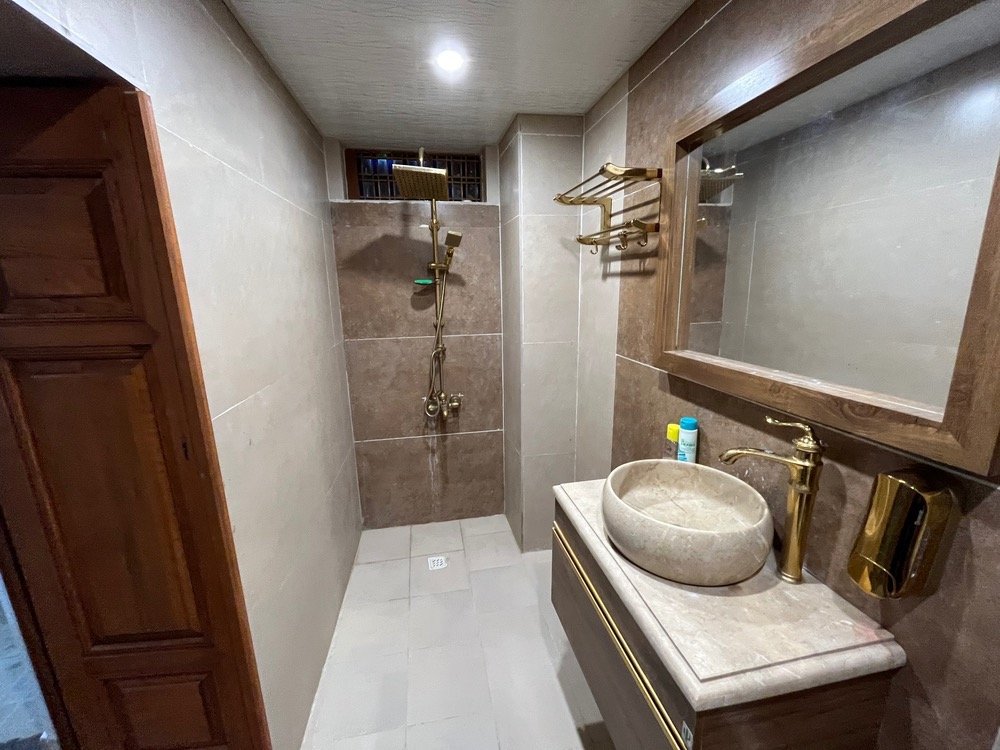 اقامتگاه سنتی شبهای رویایی 1 - واحد پنج تخته