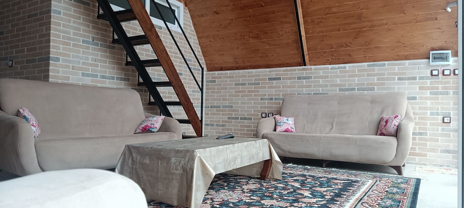 دوخوابه سوئیسی سیکاج