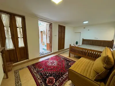 بومگردی خانه جانان - واحد شب