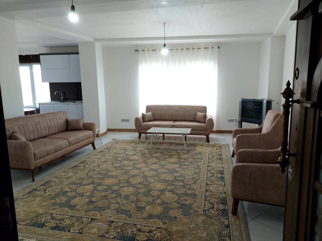 آپارتمان دوخوابه مرمر 1