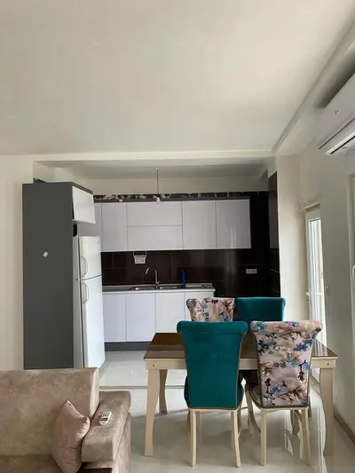 آپارتمان دوخوابه مرمر واحد ۸