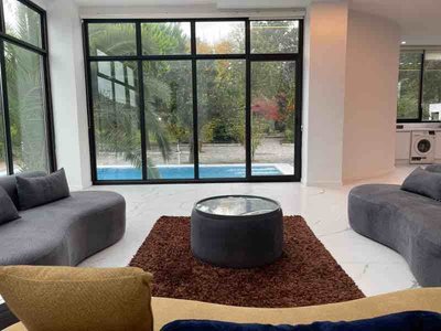 ویلا چهارخوابه تریپلکس استخردار آبگرم کازا بلا 2