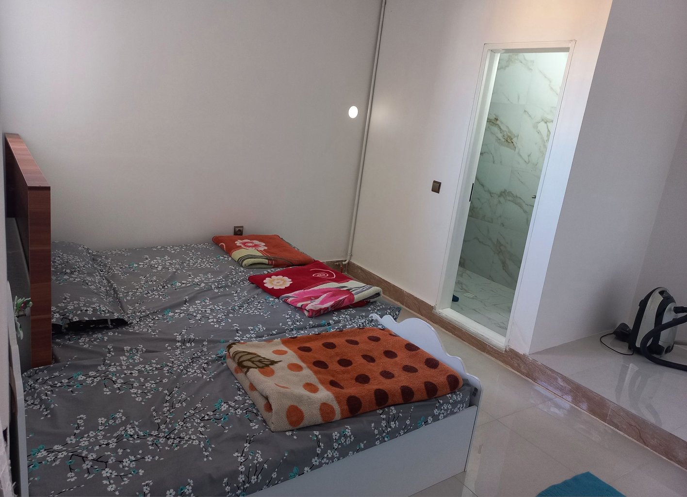 یک خوابه آنادانا