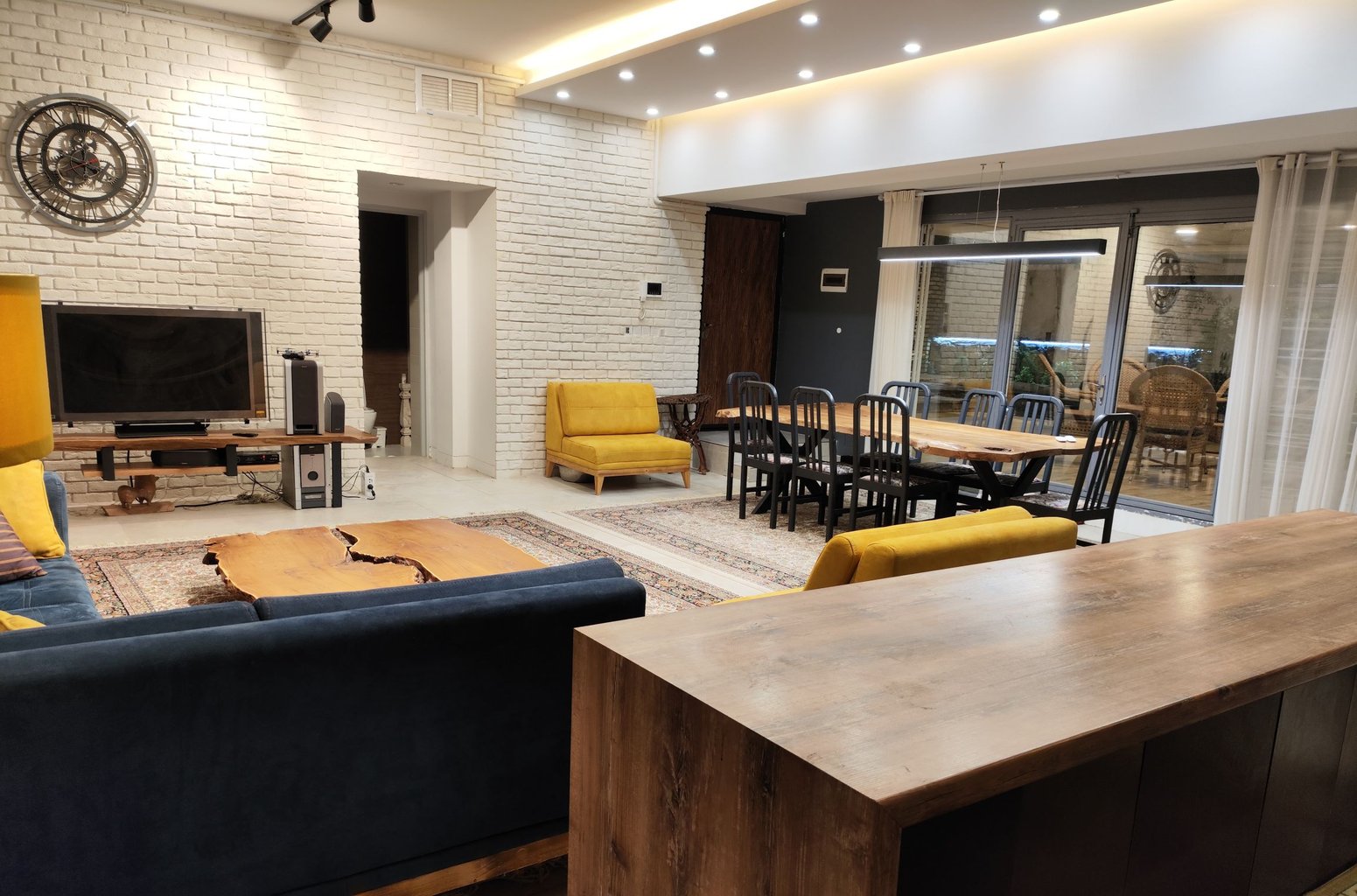 ویلا یک خوابه استخردار آبگرم باران ۲۰