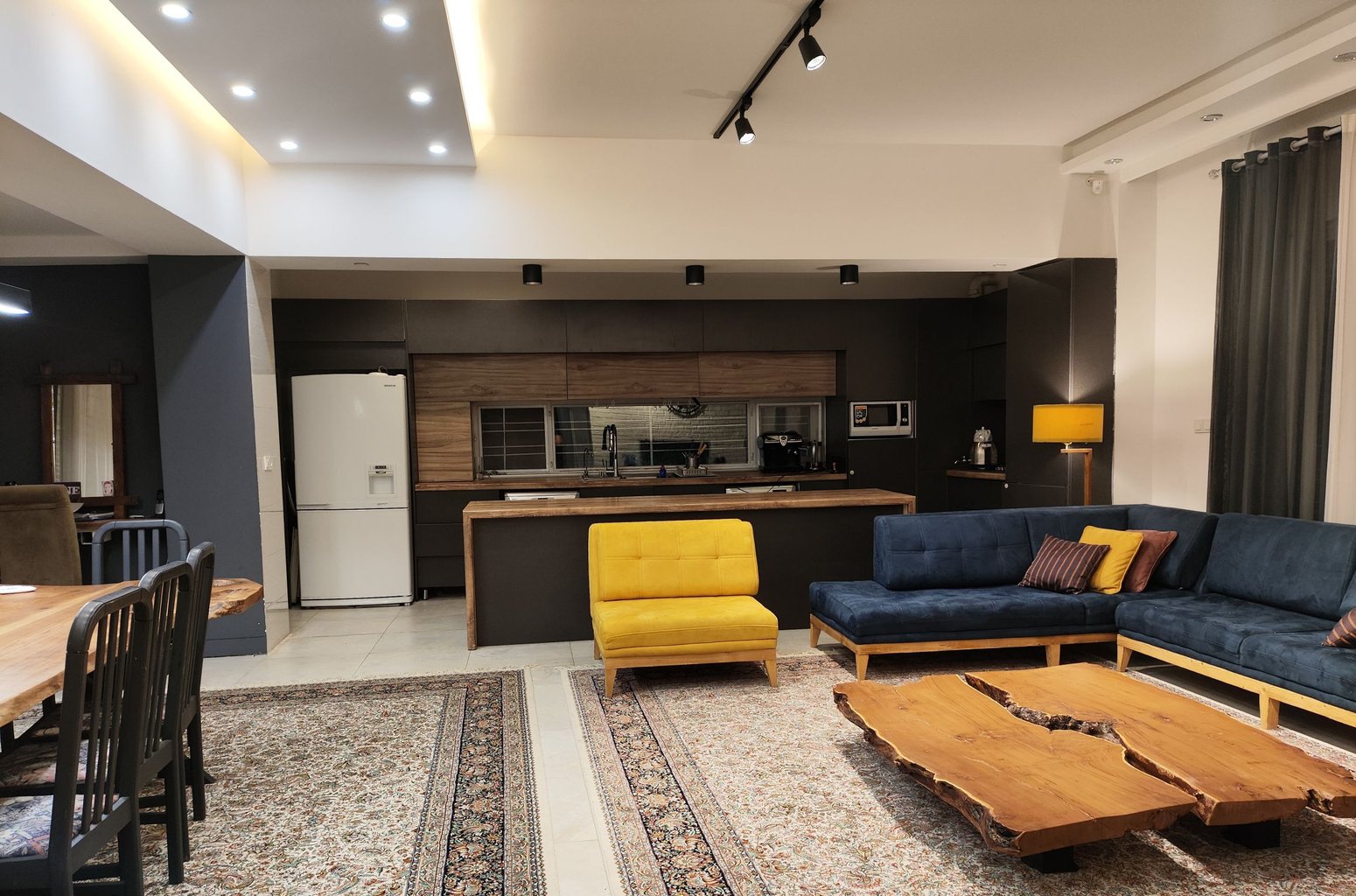 ویلا یک خوابه استخردار آبگرم باران ۲۰