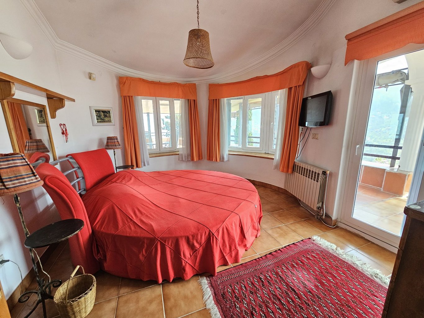 ویلا سه خوابه استخردار آبگرم گردیالو