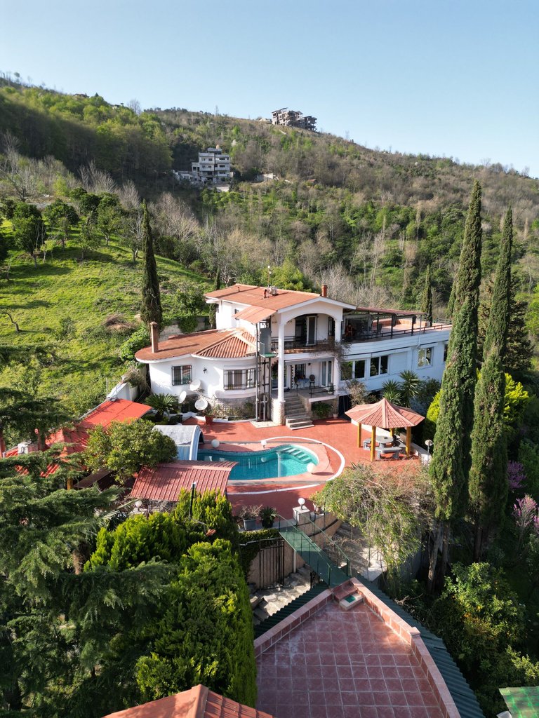 ویلا سه خوابه استخردار آبگرم گردیالو