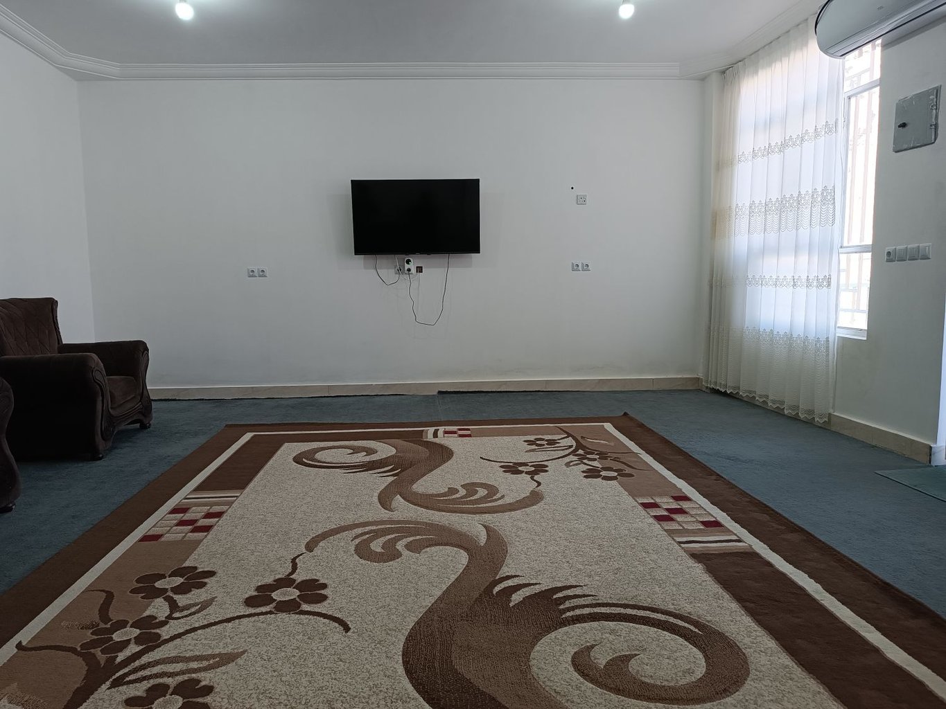 سوئیت یک خوابه پشت آسیاب شیوند