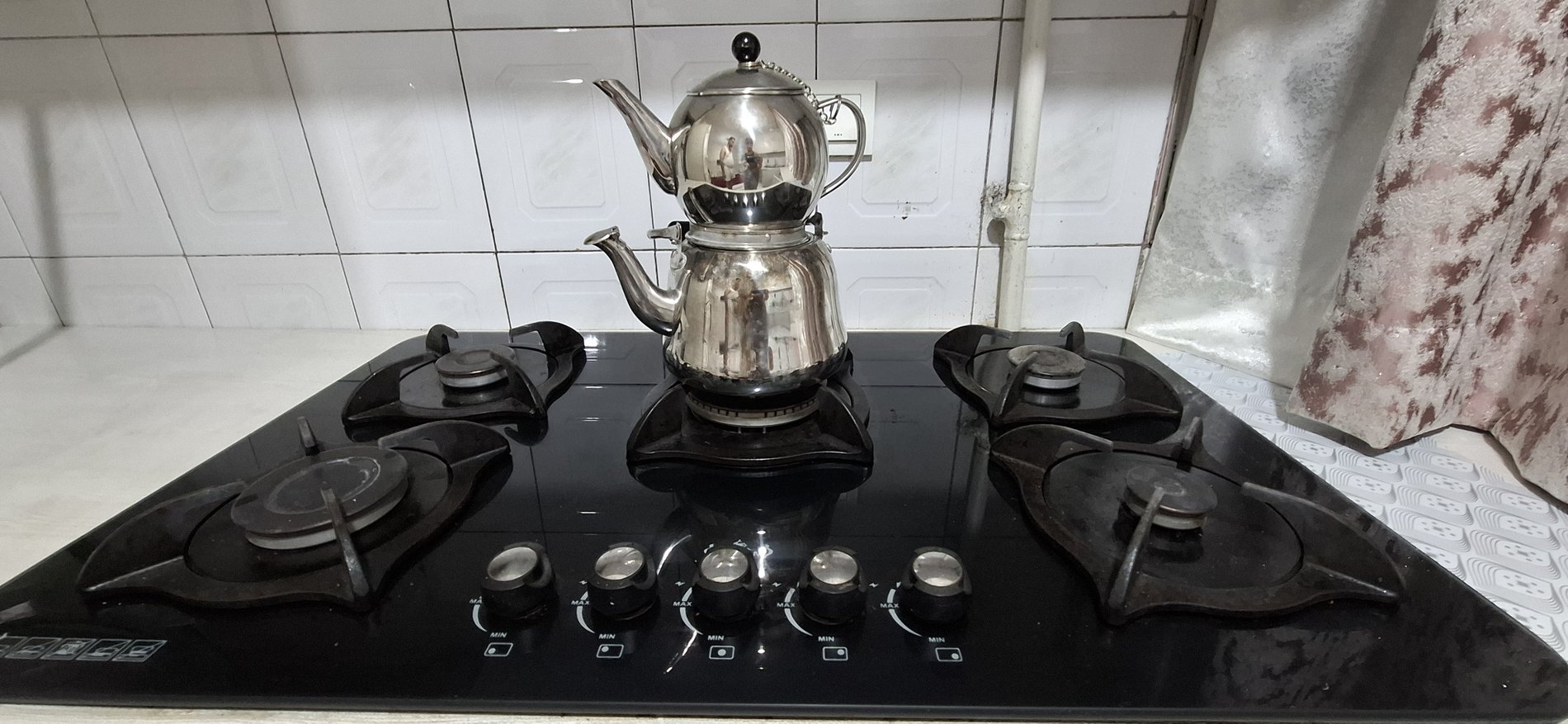 آپارتمان یک خوابه ثمین جمهوری