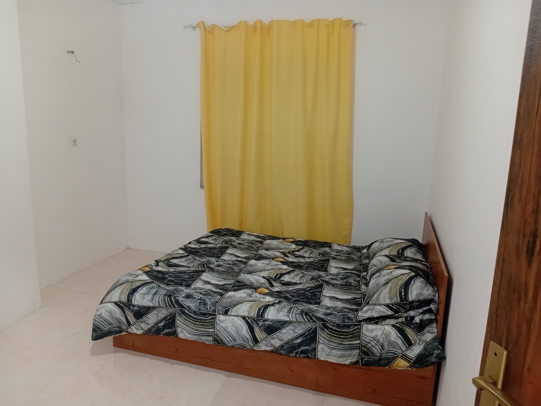 آپارتمان خونه لوکس غربی ۲۱