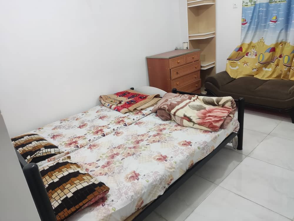 یک خوابه ریشهری زاده