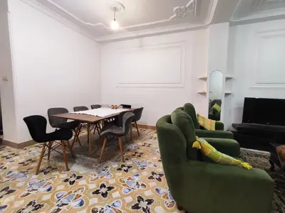 سوئیت سه خوابه خانه شیرین