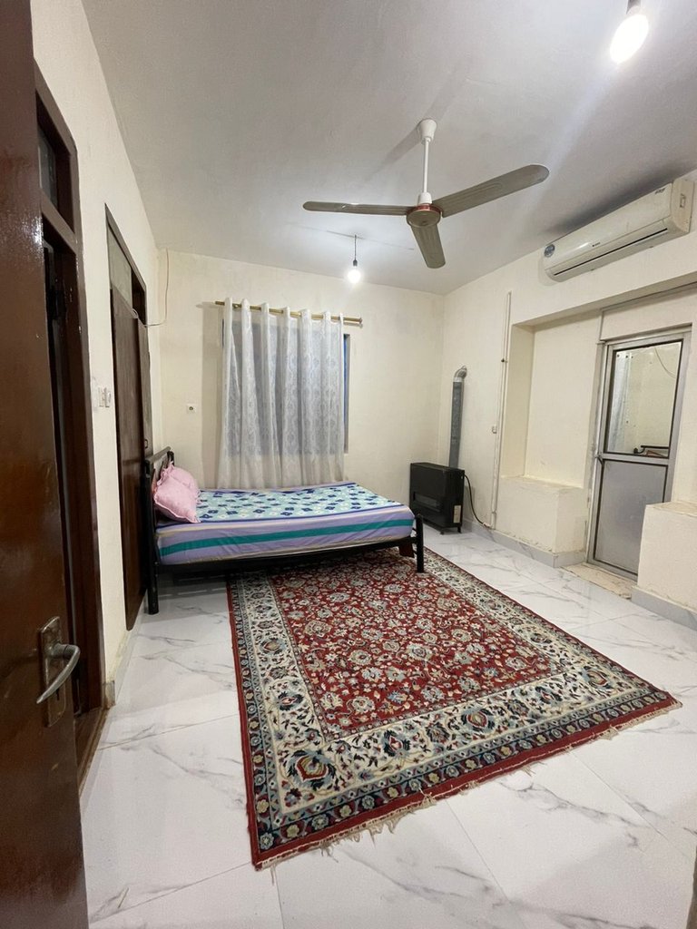 اقامتگاه سنتی دوخوابه خانه شرفی زاده