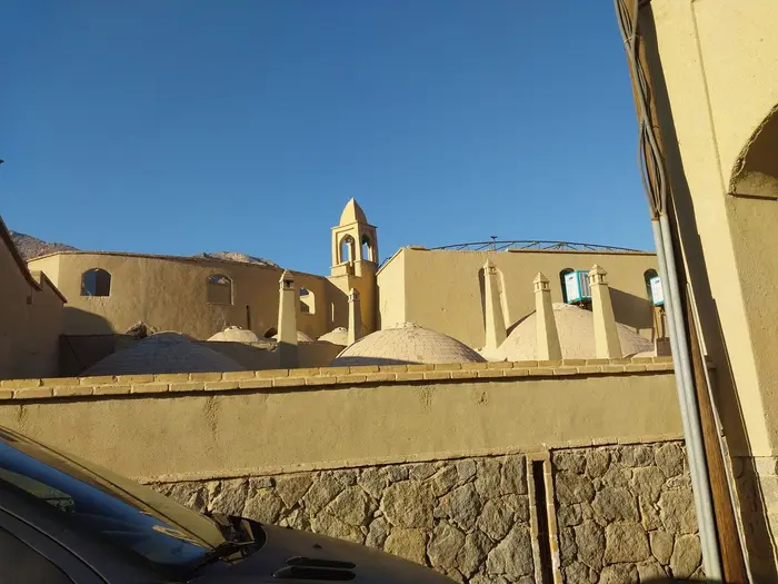 مسافرخانه عقابکوه - واحد دوتخته