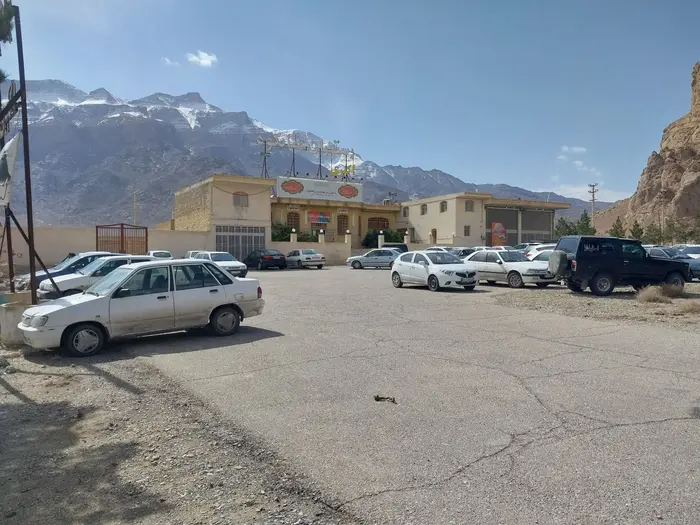 مسافرخانه عقابکوه - واحد پنج تخته