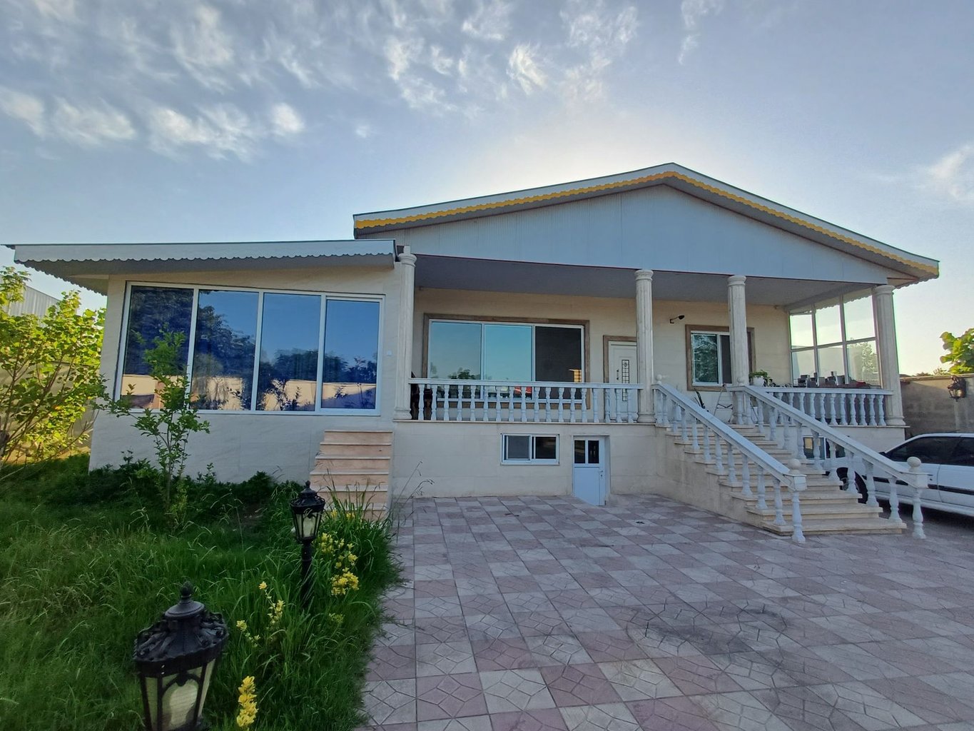 ویلا دوخوابه استخردار آبگرم شانگهای پرنده