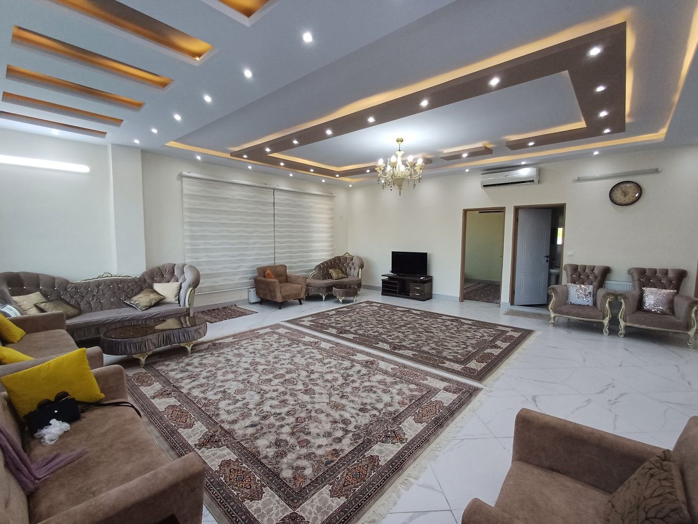 دوخوابه استخردار آبگرم شانگهای پرنده