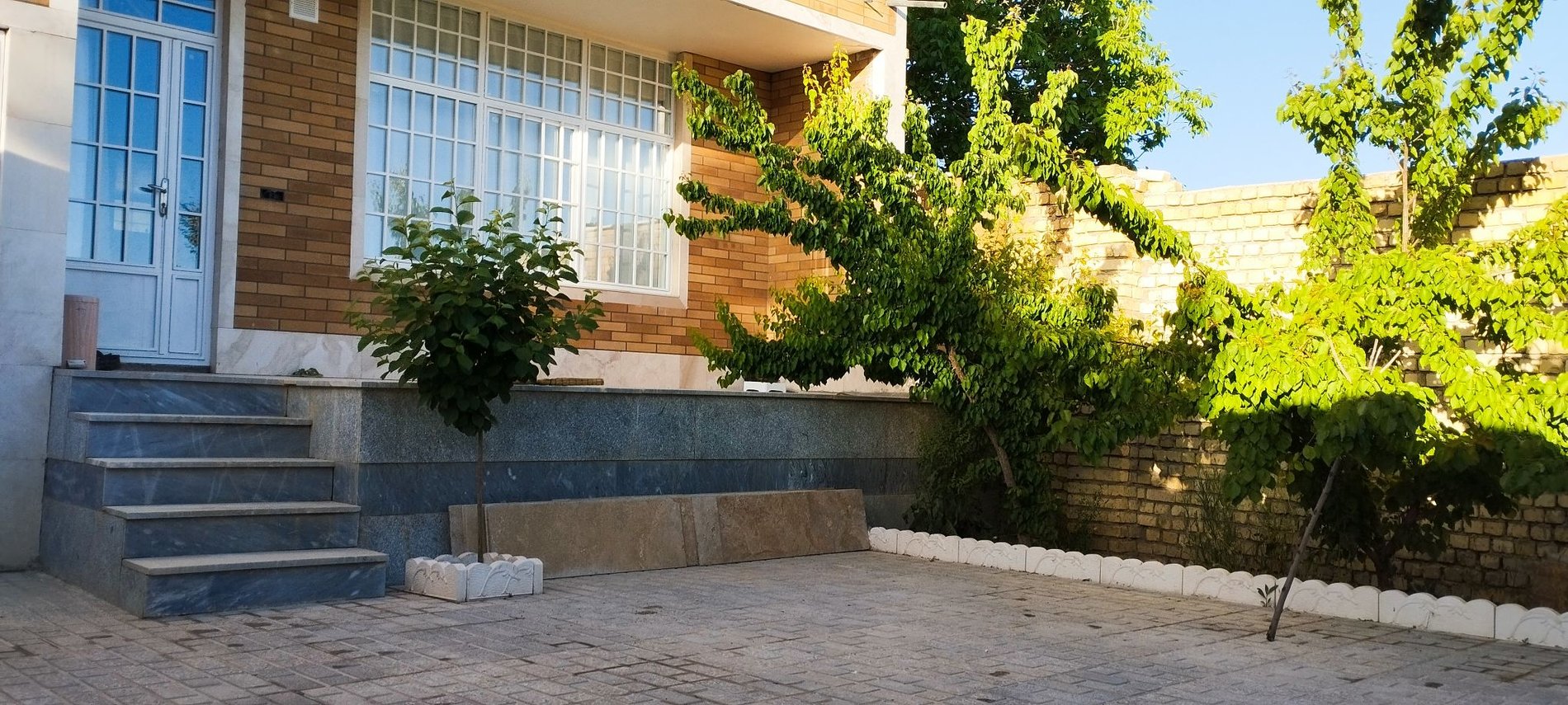 یک خوابه باغ مو