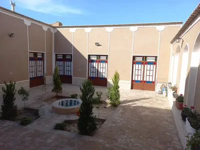 بومگردی پدرسالار - واحد 4