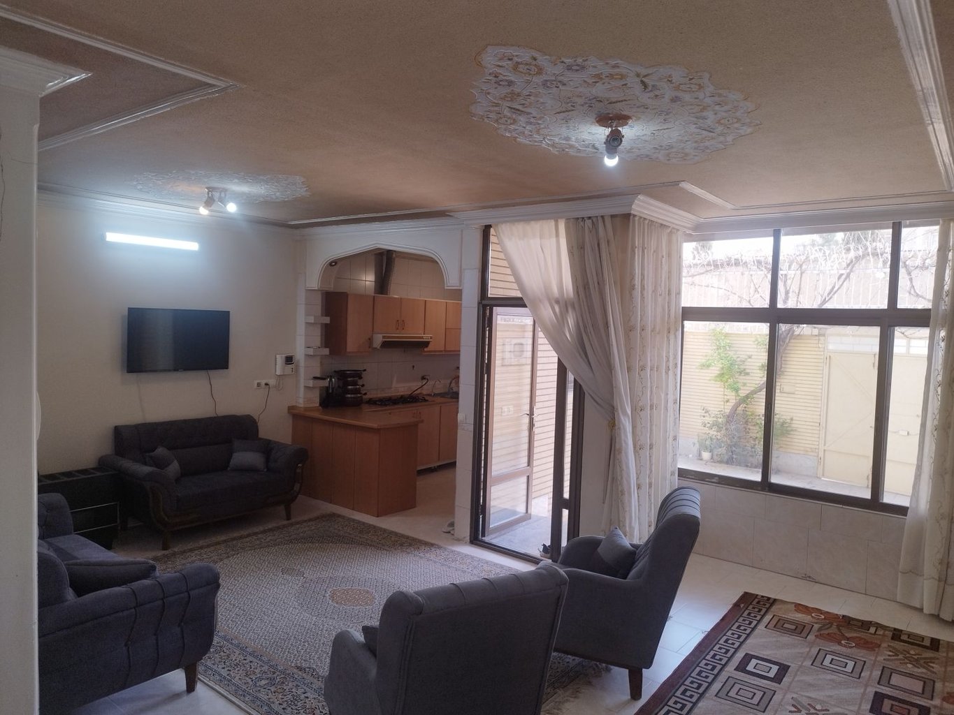 یک خوابه امیر - واحد 1