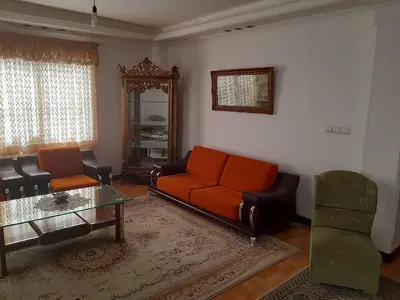 آپارتمان دوخوابه هفدهم غربی