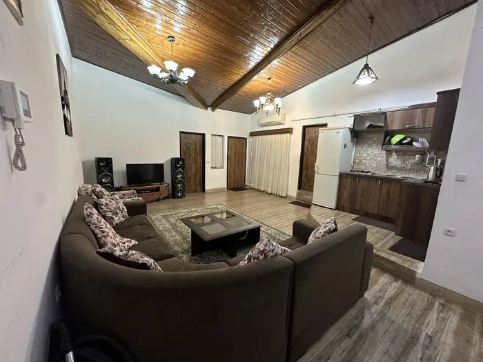 ویلا دوخوابه استخردار آبگرم ساحلی وجدانی