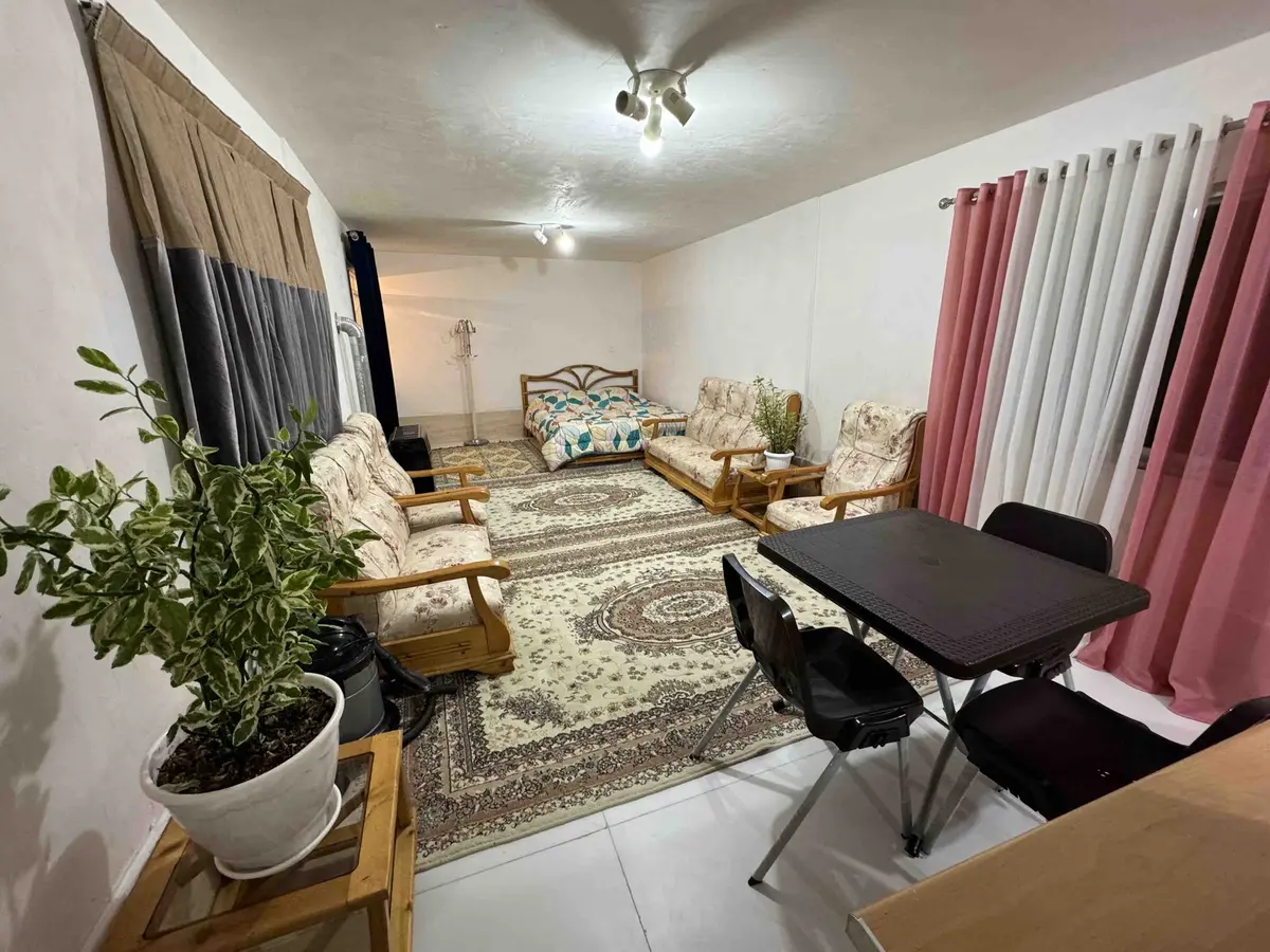 سوئیت فلت جنگلی یاس - انتخاب عنوان تصویر