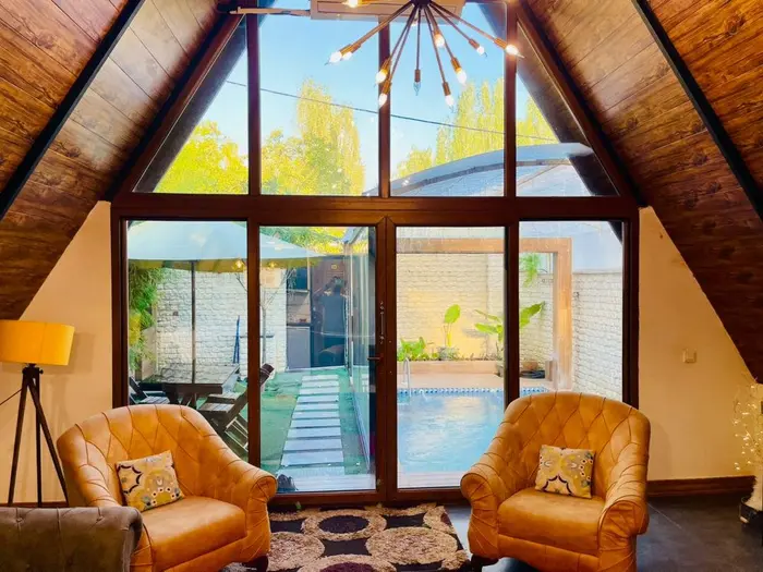 کلبه دوخوابه استخردار آبگرم دربند شمالی 2