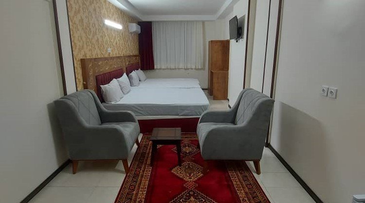 مسافرخانه سروش - واحد 106