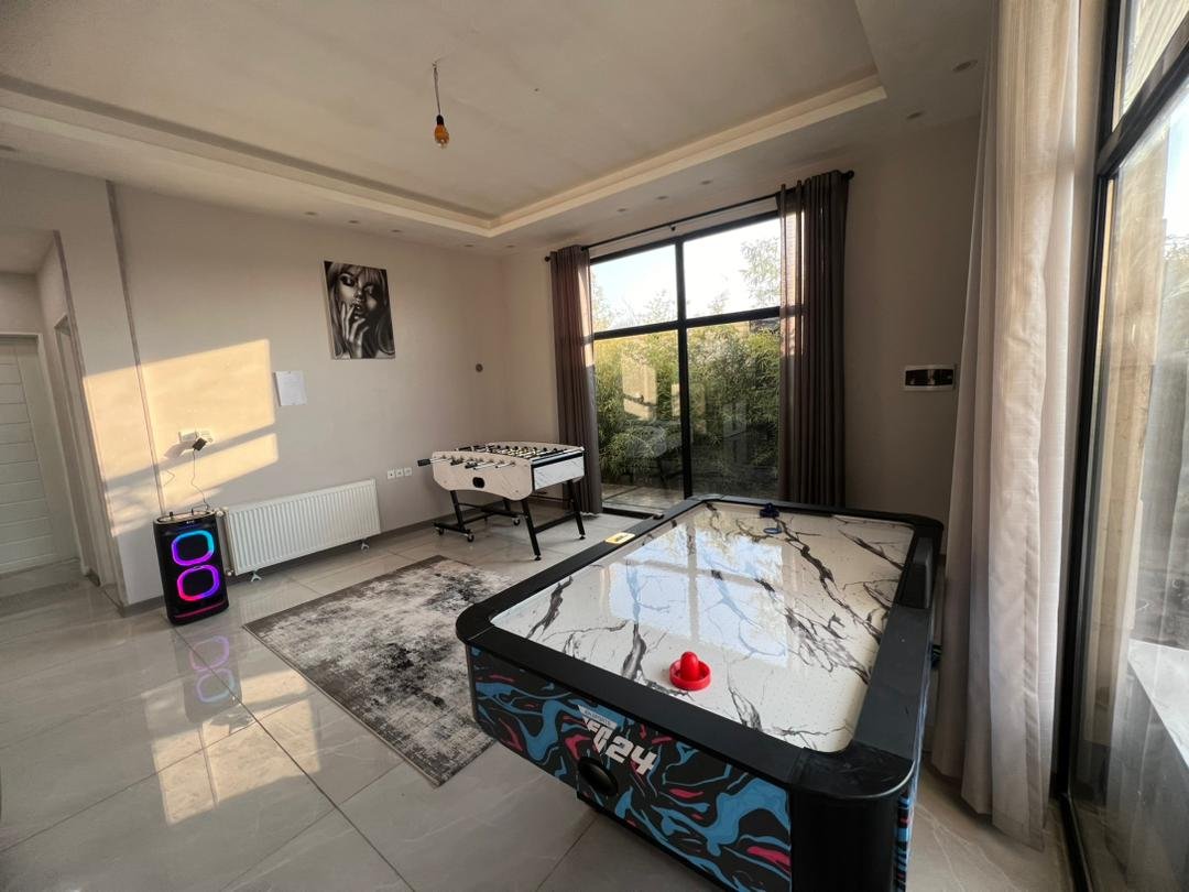 دوخوابه استخردار آبگرم إما