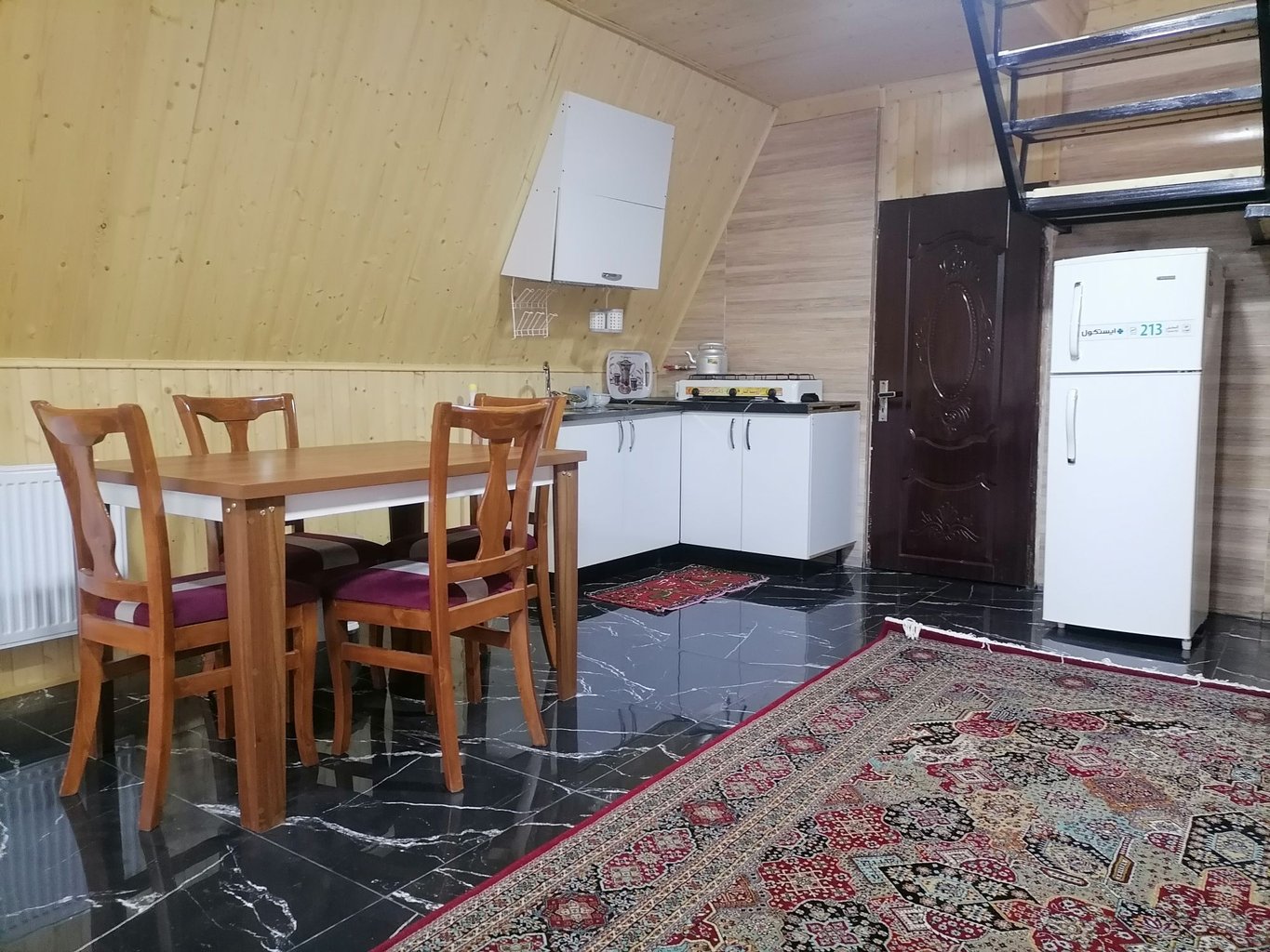 یک خوابه جنگلی دلباز 2