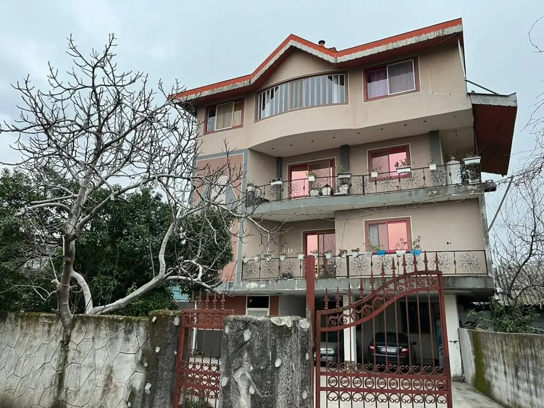 آپارتمان دوخوابه شهردمی - نمای بیرون