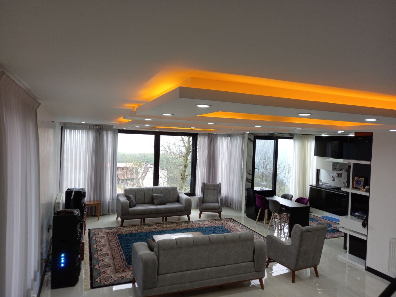 سه خوابهاستخردار بام سرخکلا