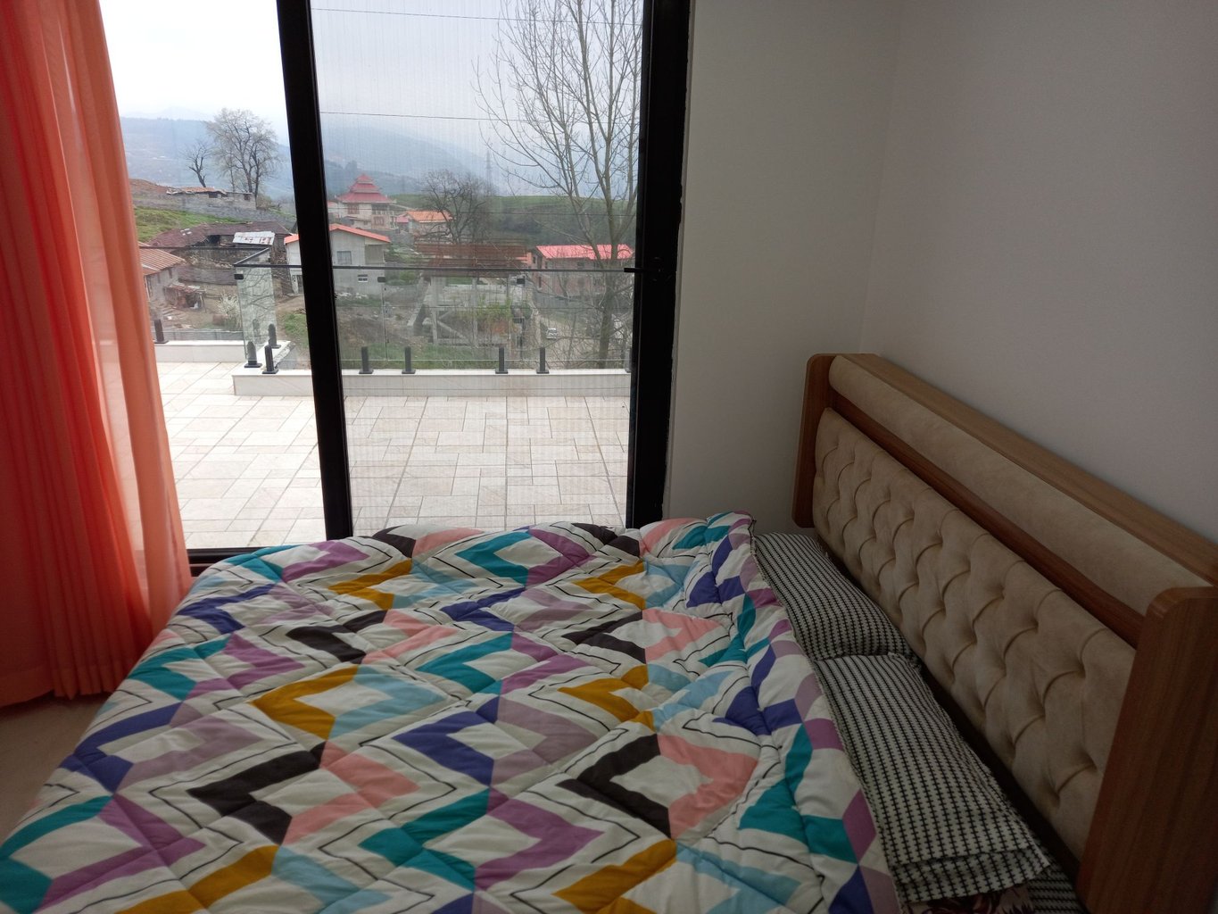 ویلا سه خوابهاستخردار بام سرخکلا